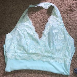 Braletteish halter top (but it’s longer)